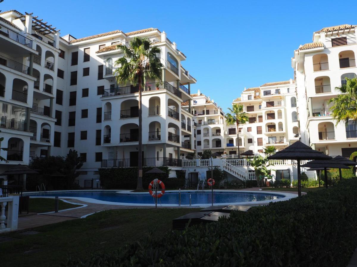 Penthouse Marina La Duquesa Apartman Manilva Kültér fotó