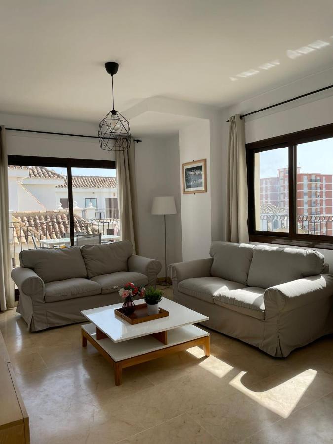 Penthouse Marina La Duquesa Apartman Manilva Kültér fotó